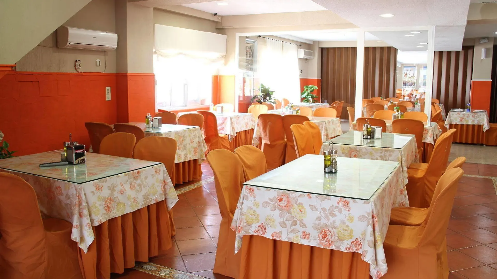 Hotel Mariano Cordoba 0*,